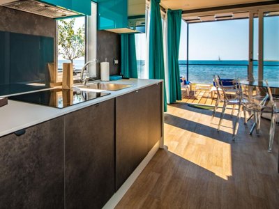 Cliquez pour découvrir toutes les photos de l'HÉBERGEMENT ! mobil-home - Arena Grand Kažela Homes photo 4