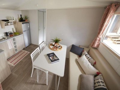 Cliquez pour découvrir toutes les photos de l'HÉBERGEMENT ! mobil-home - Les Lauriers Roses photo 4