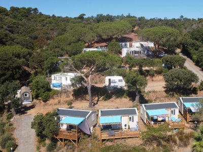 Cliquez pour découvrir toutes les photos de l'HÉBERGEMENT ! mobil-home - Les Lauriers Roses photo 4