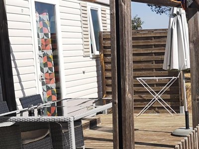 Cliquez pour découvrir toutes les photos de l'HÉBERGEMENT ! mobil-home - Les Lauriers Roses photo 4