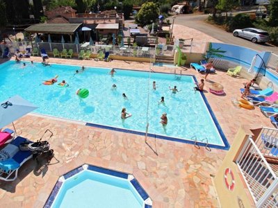 camping Les Lauriers Roses photo 9