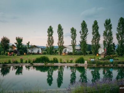 Cliquez pour découvrir toutes les photos de l'ÉTABLISSEMENT ! camping Glamping Kolpa Resort photo 7