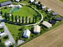 Camping Pas Cher vous présente avec son site Officiel campingpascher.fr, le Camping Glamping Kolpa Resort classé 2 étoiles, situé sur la commune de Gradac dans le département Split-dalmatien (Dalmatie) en Croatie. Le camping Glamping Kolpa Resort vous propose un hébergement de type tente en toile et bois de 44 m². L'établissement vous propose 6 autres types d'hébergements. Découvrez tous nos séjours à petits prix dans la commune et aux alentours de Gradac du département : Split-dalmatien (Dalmatie). Piscine extérieure, Cyclisme, Randonnée,... En savoir plus : cliquez-ICI.