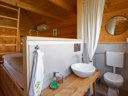 Cliquez pour découvrir toutes les photos de l'HÉBERGEMENT ! chalet - camping Glamping Kolpa Resort photo 2