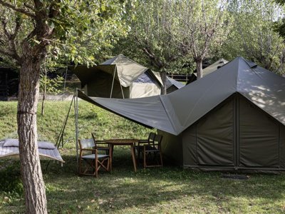 Cliquez pour découvrir toutes les photos de l'HÉBERGEMENT ! tente - Basecamps Cerdanya photo 2