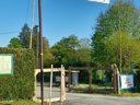 Camping Pas Cher vous présente avec son site Officiel campingpascher.fr, le Camping Baroudeurs classé 3 étoiles, situé sur la commune de Lagrauliere dans le département Corrèze (Limousin) en France. Le camping Baroudeurs vous propose un hébergement de type mobil-home. L'établissement vous propose 4 autres types d'hébergements. Découvrez tous nos séjours à petits prix dans la commune et aux alentours de Lagrauliere du département : Corrèze (Limousin). Piscine extérieure, Randonnée, Pizzeria, Restaurant,... En savoir plus : cliquez-ICI.