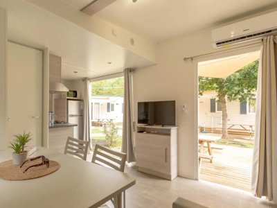 Cliquez pour découvrir toutes les photos de l'HÉBERGEMENT ! bungalow - HolaCamp Palamós photo 2