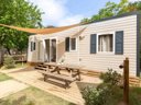 Cliquez pour découvrir toutes les photos de l'HÉBERGEMENT ! bungalow - camping HolaCamp Palamós photo 1