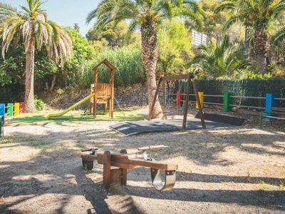 Cliquez pour découvrir toutes les photos de l'ÉTABLISSEMENT ! camping HolaCamp Sitges Relax photo 2