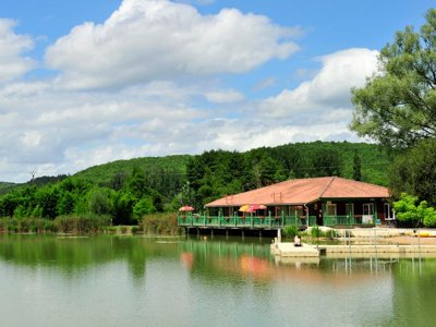 Cliquez pour découvrir toutes les photos de l'ÉTABLISSEMENT ! résidence Goélia Les Cottages Du Lac photo 14