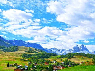 Cliquez pour découvrir toutes les photos de l'ÉTABLISSEMENT ! résidence Goélia Les Chalets Des Pistes photo 2