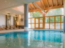 Camping Pas Cher vous présente avec son site Officiel campingpascher.fr, la Résidence Goélia Les Chalets De Wengen classé 4 étoiles, située sur la commune de La Plagne 1800 dans le département Savoie (Rhône Alpes) en France. La résidence Goélia Les Chalets De Wengen, vous présente un hébergement de type appartement et télévision. La résidence Goélia Les Chalets De Wengen vous propose du sam. 22 août au sam. 29 août 2026 pour 7 nuits à 322€. Cette location propose 2 dates différentes pour réserver votre séjour. Découvrez également les 3 autres gammes d'hébergements de la résidence. Piscine chauffée, Piscine couverte, Piscine, Randonnée, Boulangerie, Restaurant,... En savoir plus : cliquez-ICI.