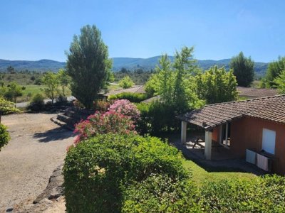 Cliquez pour découvrir toutes les photos de l'HÉBERGEMENT ! maison de campagne - Domaine Des Garrigues photo 2