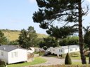 Camping Pas Cher vous présente avec son site Officiel campingpascher.fr, le Camping Les Goélands classé 3 étoiles, situé sur la commune de Petit-caux dans le département Seine-maritime (Haute Normandie) en France. Le camping Les Goélands, vous présente un hébergement de type mobil-home de 33 m² et télévision. Le camping Les Goélands vous propose du sam. 20 juin au sam. 27 juin 2026, en promotion à -15% pour 7 nuits à 390,15 € au lieu de 459,0 € soit une Économie de 68,85 €. Cette location propose 25 dates différentes pour réserver votre séjour. Découvrez également les 8 autres gammes d'hébergements du camping. Animations familiales, Aire de jeux enfants, Pétanque, Terrain multisports, Snack/Bar, Épicerie,... En savoir plus : cliquez-ICI.