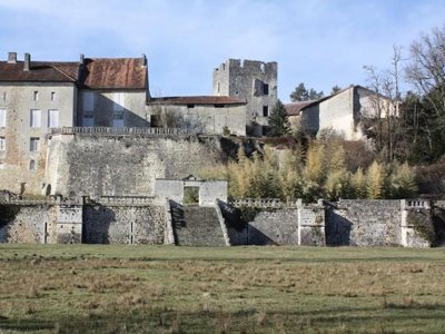 camping Domaine De Corneuil photo 11