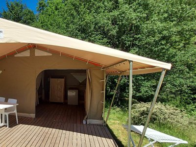 Cliquez pour découvrir toutes les photos de l'HÉBERGEMENT ! tente - Domaine De Corneuil photo 2