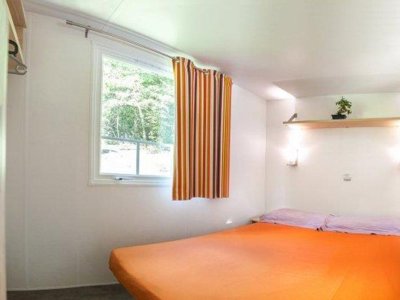 Cliquez pour découvrir toutes les photos de l'HÉBERGEMENT ! mobil-home - Domaine De Corneuil photo 5