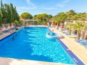 Camping Pas Cher vous présente avec son site Officiel campingpascher.fr, le Camping La Croix Du Sud - Ciela Village classé 4 étoiles, situé sur la commune de Le Barcarès dans le département Pyrénées-orientales (Languedoc Roussillon) en France. Le camping La Croix Du Sud - Ciela Village vous propose un hébergement de type mobil-home de 29 m² pour 4 personnes. L'établissement vous propose 5 autres types d'hébergements. Découvrez tous nos séjours à petits prix dans la commune et aux alentours de Le Barcarès du département : Pyrénées-orientales (Languedoc Roussillon). Piscine chauffée, Piscine extérieure, Club enfants, Pétanque, Salle de fitness, Terrain multisports, Dépôt de pain, Restaurant, Snack/Bar, Épicerie,... En savoir plus : cliquez-ICI.