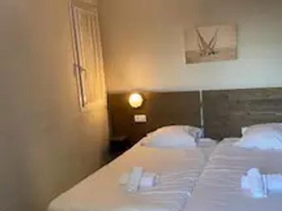 Cliquez pour découvrir toutes les photos de l'HÉBERGEMENT ! chambre - VVF Golfe De Saint-Tropez Sainte-Maxime photo 2