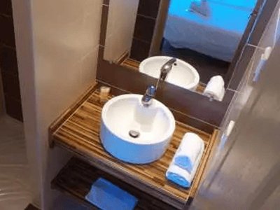 Cliquez pour découvrir toutes les photos de l'HÉBERGEMENT ! chambre - VVF Golfe De Saint-Tropez Sainte-Maxime photo 3
