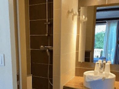 Cliquez pour découvrir toutes les photos de l'HÉBERGEMENT ! chambre - VVF Golfe De Saint-Tropez Sainte-Maxime photo 2