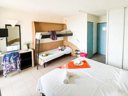 Cliquez pour découvrir toutes les photos de l'HÉBERGEMENT ! chambre - résidence VVF Narbonne-Plage Saint-Pierre-la-Mer photo 3