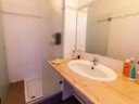 Cliquez pour découvrir toutes les photos de l'HÉBERGEMENT ! chambre - résidence VVF Narbonne-Plage Saint-Pierre-la-Mer photo 5