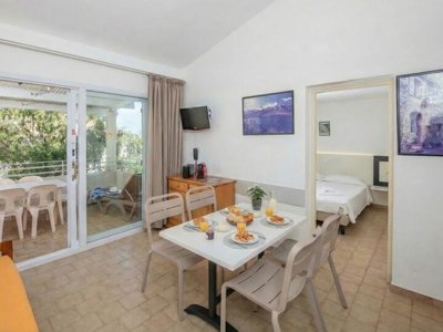 Cliquez pour découvrir toutes les photos de l'HÉBERGEMENT ! appartement - Pierre & Vacances Arinella photo 2