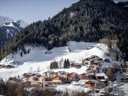 Camping Pas Cher vous présente avec son site Officiel campingpascher.fr, la Résidence Club MMV La Clé Des Cimes classé 4 étoiles, située sur la commune de Beaufort Sur Doron dans le département Savoie (Rhône Alpes) en France. La résidence Club MMV La Clé Des Cimes vous propose un hébergement de type appartement de 65 m² pour 8 personnes (télévision). L'établissement vous propose 11 autres types d'hébergements. Découvrez tous nos séjours à petits prix dans la commune et aux alentours de Beaufort Sur Doron du département : Savoie (Rhône Alpes). Piscine chauffée, Piscine couverte, Animations familiales, Club ados, Club enfants, Dépôt de pain,... En savoir plus : cliquez-ICI.