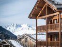 Camping Pas Cher vous présente avec son site Officiel campingpascher.fr, la Résidence Club MMV L'Etoile Des Cimes classé 4 étoiles, située sur la commune de Sainte Foy Tarentaise dans le département Savoie (Rhône Alpes) en France. La résidence Club MMV L'Etoile Des Cimes vous propose un hébergement de type appartement de 105 m² (télévision). L'établissement vous propose 14 autres types d'hébergements. Découvrez tous nos séjours à petits prix dans la commune et aux alentours de Sainte Foy Tarentaise du département : Savoie (Rhône Alpes). Piscine chauffée, Piscine couverte, Animations familiales, Club ados, Club enfants, Dépôt de pain,... En savoir plus : cliquez-ICI.