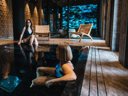Camping Pas Cher vous présente avec son site Officiel campingpascher.fr, la Résidence Les Fermes Du Mont-Blanc - Terrésens Hôtels Et Résidences classé 4 étoiles, située sur la commune de Combloux dans le département Haute-savoie (Rhône Alpes) en France. La résidence Les Fermes Du Mont-Blanc - Terrésens Hôtels Et Résidences vous propose un hébergement de type chalet de 100 m² pour 1 personne (télévision). L'établissement vous propose 11 autres types d'hébergements. Découvrez tous nos séjours à petits prix dans la commune et aux alentours de Combloux du département : Haute-savoie (Rhône Alpes). Piscine chauffée, Piscine couverte,... En savoir plus : cliquez-ICI.