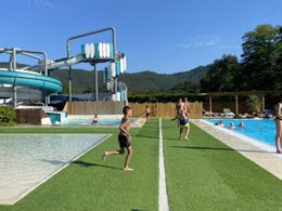 Camping Pas Cher vous présente avec son site Officiel campingpascher.fr, le Établissement Flower L'Echo Du Malpas, situé sur la commune de Argentat dans le département Correze (Limousin) en France. L'établissement Flower L'Echo Du Malpas vous propose un hébergement de type mobil-home de 31 m². L'établissement vous propose 5 autres types d'hébergements. Découvrez tous nos séjours à petits prix dans la commune et aux alentours de Argentat du département : Correze (Limousin).... En savoir plus : cliquez-ICI.