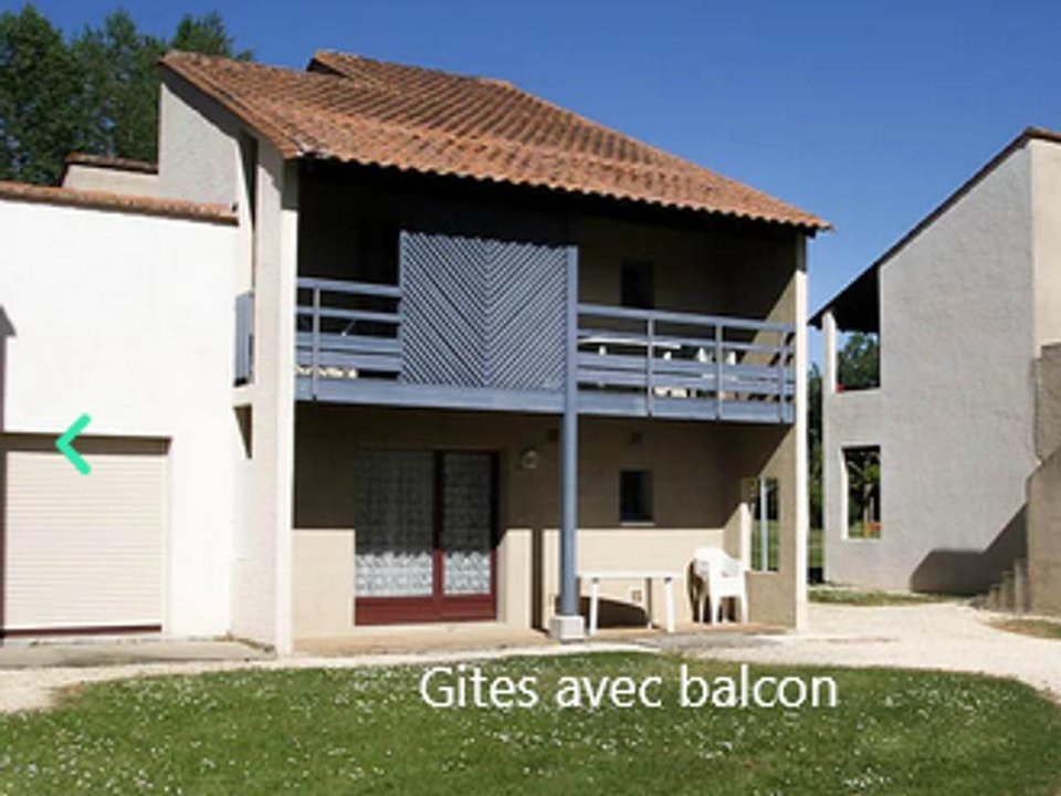 Camping Pas Cher vous présente avec son site Officiel campingpascher.fr, le Camping Village De Gites Le Bretou, situé sur la commune de Eymet dans le département Dordogne (Aquitaine) en France. Le camping Village De Gites Le Bretou vous propose un hébergement de type maison de campagne de 36 m² pour 2 personnes. L'établissement vous propose 2 autres types d'hébergements. Découvrez tous nos séjours à petits prix dans la commune et aux alentours de Eymet du département : Dordogne (Aquitaine). Les Avis clients pour le Camping Village De Gites Le Bretou sont excellents avec une note moyenne de 8 sur 10. Piscine extérieure, Aire de jeux enfants, Canoë-kayak, Centre équestre, Court de tennis, Ping-pong, Pétanque, Terrain de football, Supermarché,... En savoir plus : cliquez-ICI.