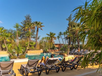 Cliquez pour découvrir toutes les photos de l'ÉTABLISSEMENT ! établissement La Pinède Enchantée photo 1