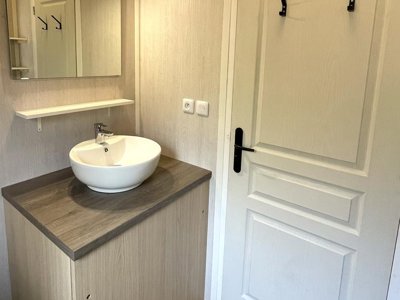 Cliquez pour découvrir toutes les photos de l'HÉBERGEMENT ! mobil-home - La Pinède Enchantée photo 8