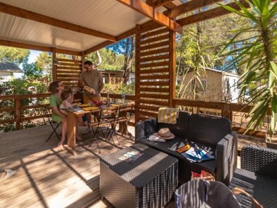 Cliquez pour découvrir toutes les photos de l'HÉBERGEMENT ! mobil-home - La Pinède Enchantée photo 4