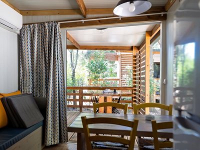 Cliquez pour découvrir toutes les photos de l'HÉBERGEMENT ! mobil-home - La Pinède Enchantée photo 5