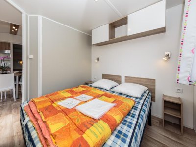 Cliquez pour découvrir toutes les photos de l'HÉBERGEMENT ! mobil-home - La Roche Percée photo 4