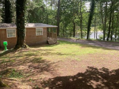 Cliquez pour découvrir toutes les photos de l'ÉTABLISSEMENT ! camping Domaine Du Lac De Soursac photo 13