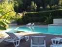 Camping Pas Cher vous présente avec son site Officiel campingpascher.fr, le Camping L'Eau Vive classé 4 étoiles, situé sur la commune de Carennac dans le département Lot (Midi Pyrénées) en France. Le camping L'Eau Vive vous propose un hébergement de type mobil-home de 29 m². L'établissement vous propose 5 autres types d'hébergements. Découvrez tous nos séjours à petits prix dans la commune et aux alentours de Carennac du département : Lot (Midi Pyrénées). Les Avis clients pour le Camping L'Eau Vive sont de 7 sur 10. Piscine extérieure, Animations familiales, Club enfants, Aire de jeux enfants, Baby-foot, Canoë-kayak, Centre équestre, Cyclisme, Golf, Parcours sportif, Ping-pong, Piscine, Pétanque, Randonnée, Structure gonflable enfants, Terrain de football, Terrain de volley-ball, Terrain multisports, Bar, Dépôt de pain, Plats à emporter, Snack/Bar, Supermarché,... En savoir plus : cliquez-ICI.