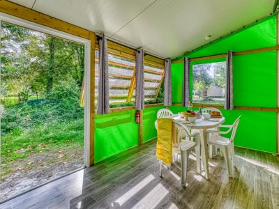Cliquez pour découvrir toutes les photos de l'HÉBERGEMENT ! bungalow toilé - L'Arbre D'Or photo 13