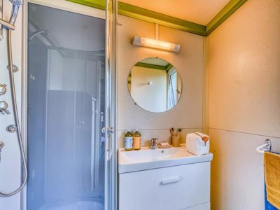 Cliquez pour découvrir toutes les photos de l'HÉBERGEMENT ! chalet - L'Arbre D'Or photo 9