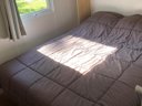 Cliquez pour découvrir toutes les photos de l'HÉBERGEMENT ! bungalow toilé - camping L'Arbre D'Or photo 7