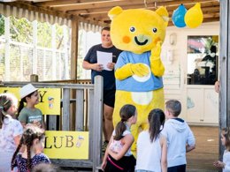 Camping Pas Cher vous présente avec son site Officiel campingpascher.fr, le Camping Maeva Escapades L'Arbre D'Or classé 4 étoiles, situé sur la commune de Parentis En Born dans le département Landes (Aquitaine) en France. Le camping Maeva Escapades L'Arbre D'Or, vous présente un hébergement de type mobil-home de 20 m² avec climatisation et télévision. Le camping Maeva Escapades L'Arbre D'Or vous proposeun séjour PAS CHER avec une REMISEdu sam. 16 mai au sam. 23 mai 2026, en promotion à -30% pour 7 nuits à 239 € au lieu de 341,43 € soit une Économie de 102,43 €. Cette location propose 151 dates différentes pour réserver votre séjour. Découvrez également les 23 autres gammes d'hébergements du camping. Les Avis clients pour le Camping Maeva Escapades L'Arbre D'Or sont excellents avec une note moyenne de 8 sur 10. Piscine couverte, Piscine extérieure, Animations familiales, Club enfants, Aire de jeux enfants, Baby-foot, Canoë-kayak, Centre équestre, Golf, Ping-pong, Plongée, Pétanque, Surf, Terrain de football, Terrain multisports, Bar, Restaurant, Snack/Bar, Épicerie,... En savoir plus : cliquez-ICI.