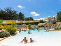 Camping Pas Cher vous présente avec son site Officiel campingpascher.fr, le Établissement De L'Orée, situé sur la commune de Olonne Sur Mer dans le département Vendée (Pays De La Loire) en France. L'établissement De L'Orée vous propose un hébergement de type chalet. L'établissement vous propose 2 autres types d'hébergements. Découvrez tous nos séjours à petits prix dans la commune et aux alentours de Olonne Sur Mer du département : Vendée (Pays De La Loire).... En savoir plus : cliquez-ICI.