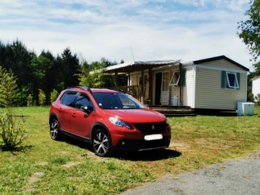 Camping Pas Cher vous présente avec son site Officiel campingpascher.fr, le Camping Les Pins Du Soleil classé 4 étoiles, situé sur la commune de Saint Paul Les Dax dans le département Landes (Aquitaine) en France. Le camping Les Pins Du Soleil vous propose un hébergement de type mobil-home pour 3 personnes avec climatisation (télévision). L'établissement vous propose un autre type d'hébergement. Découvrez tous nos séjours à petits prix dans la commune et aux alentours de Saint Paul Les Dax du département : Landes (Aquitaine). Les Avis clients pour le Camping Les Pins Du Soleil sont excellents avec une note moyenne de 8 sur 10. Piscine chauffée, Piscine extérieure, Animations familiales, Club enfants, Aire de jeux enfants, Baby-foot, Centre équestre, Court de tennis, Golf, Ping-pong, Pétanque, Terrain de football, Bar, Bureau de tabac, Dépôt de pain, Plats à emporter, Restaurant, Snack/Bar, Station-service, Supermarché, Épicerie,... En savoir plus : cliquez-ICI.
