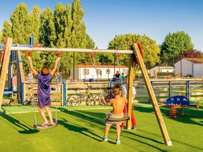 Cliquez pour découvrir toutes les photos de l'ÉTABLISSEMENT ! établissement Les Embruns D'Oléron photo 23