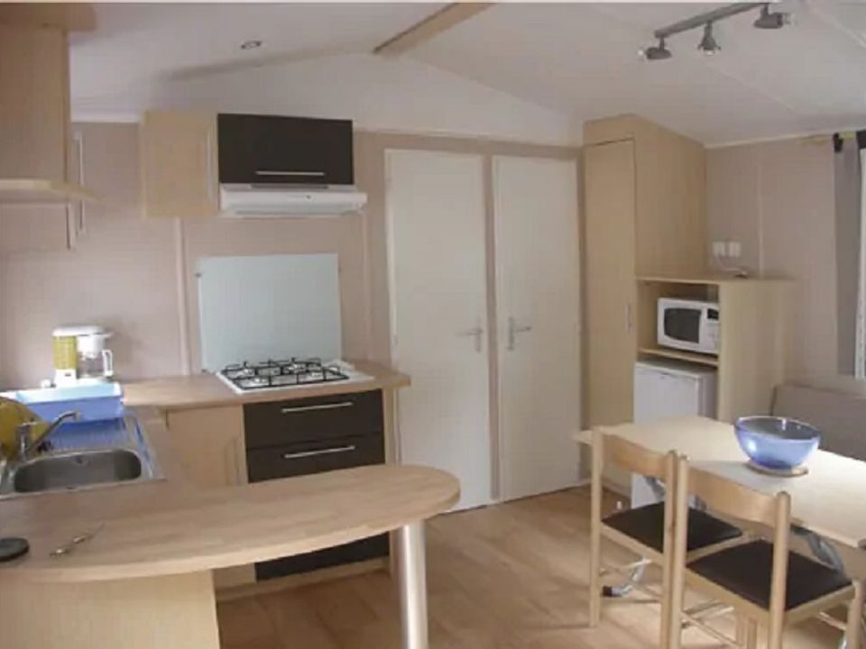 Cliquez pour découvrir toutes les photos de l'HÉBERGEMENT ! mobil-home - établissement Les Embruns D'Oléron photo 2