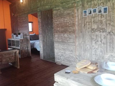 tente en toile et bois - Les Franquettes photo 3