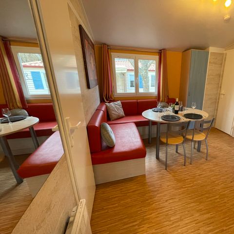Cliquez pour découvrir toutes les photos de l'HÉBERGEMENT ! mobilhome - Les Franquettes photo 2